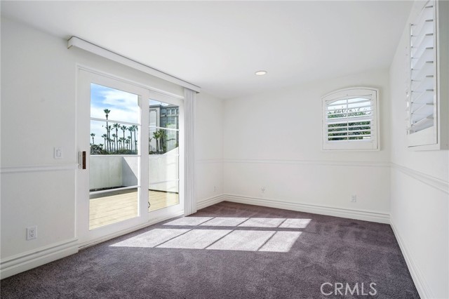 944 Harbor Crossing LN