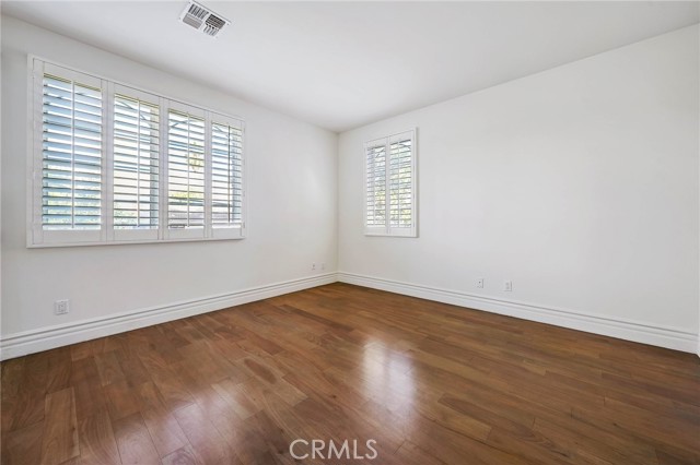 944 Harbor Crossing LN