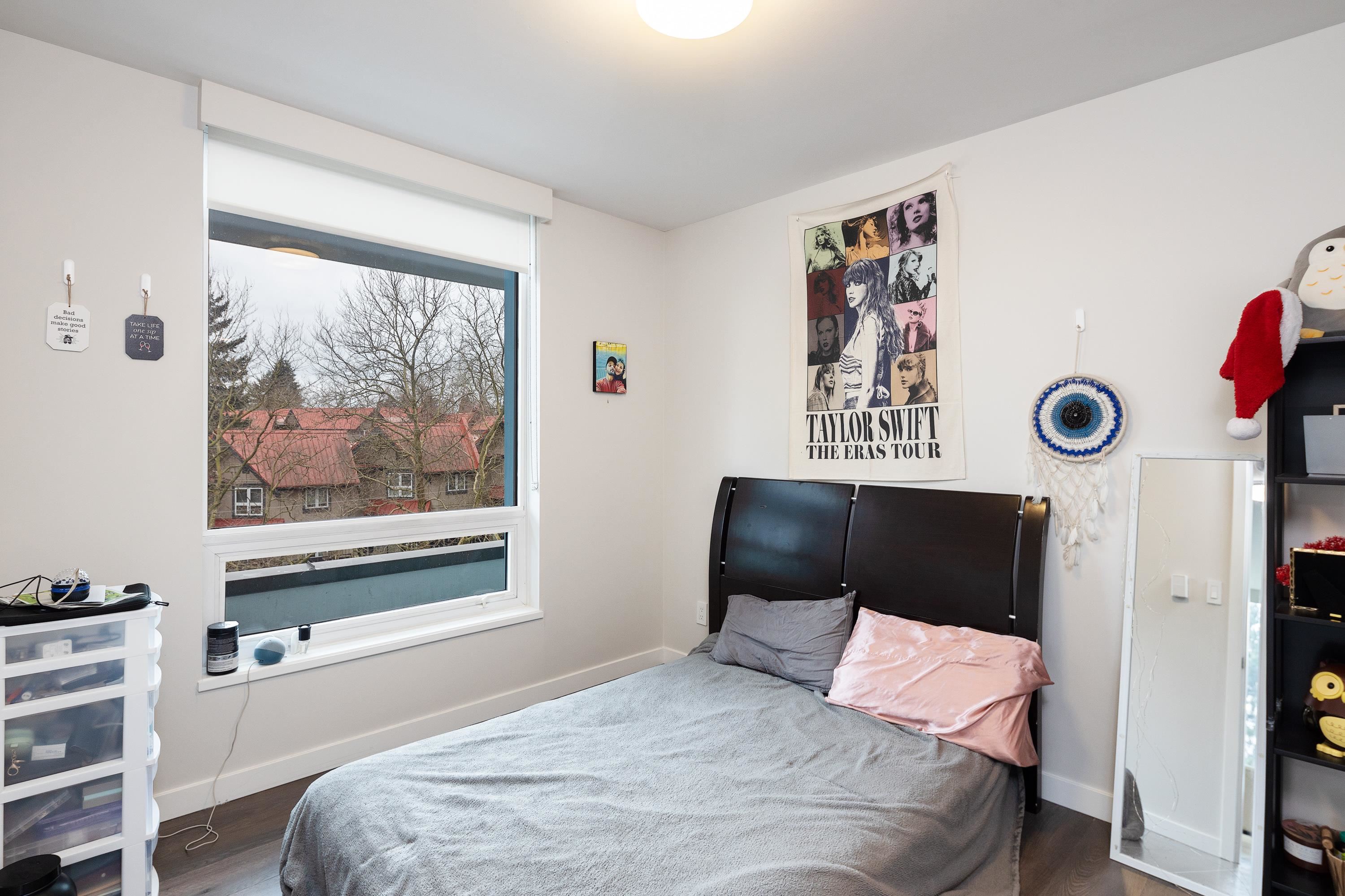 402 8238 LORD STREET Unit: 402