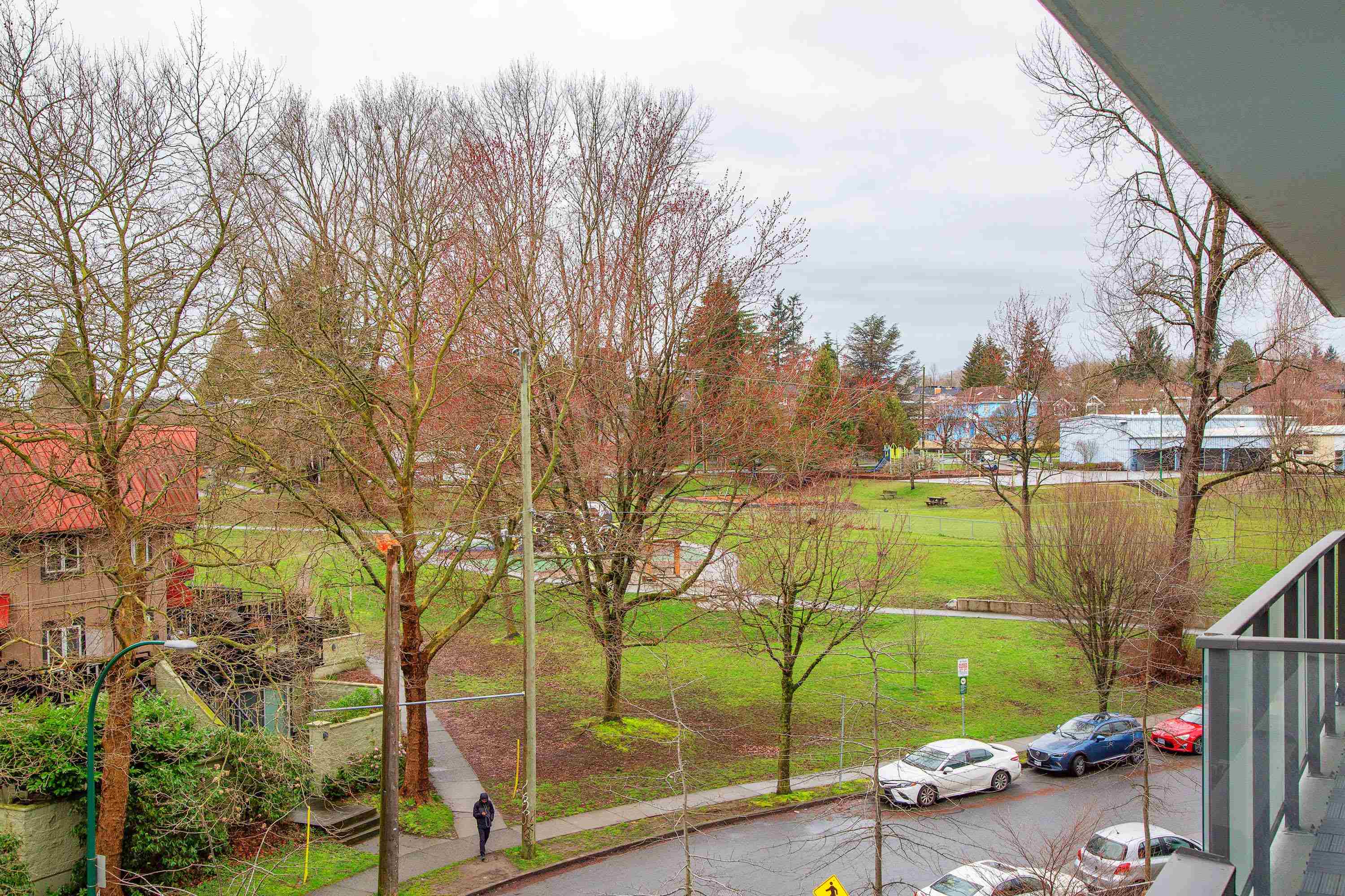 402 8238 LORD STREET Unit: 402