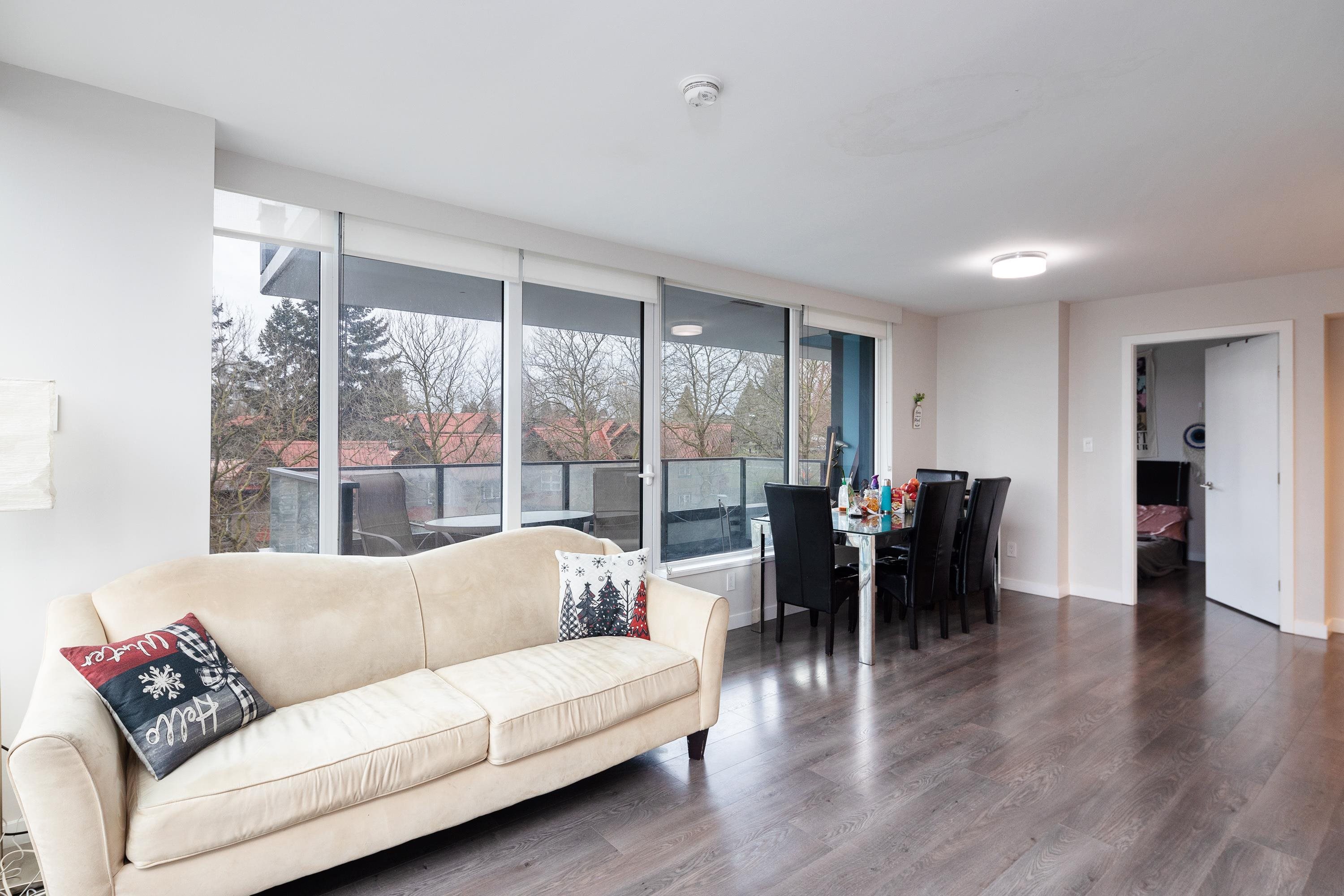 402 8238 LORD STREET Unit: 402