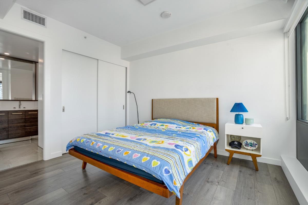 608 2378 ALPHA AVENUE Unit: 608