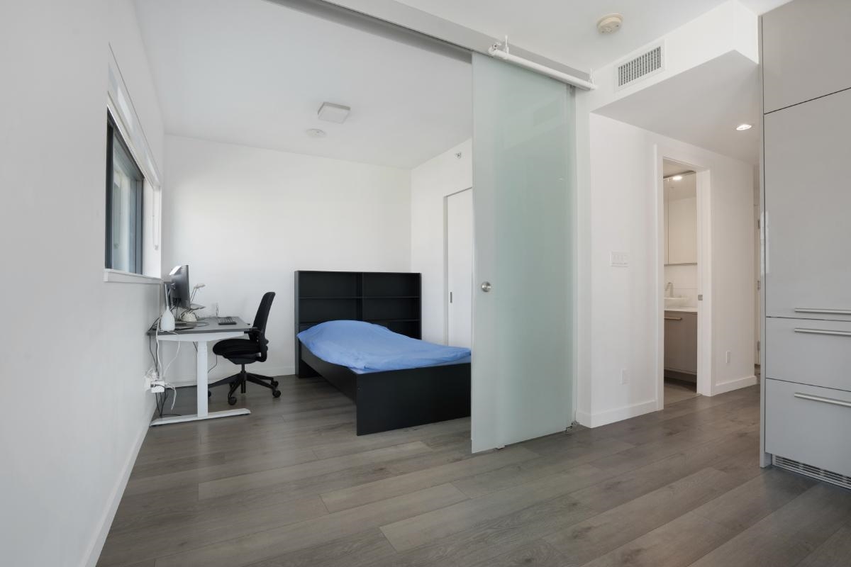 608 2378 ALPHA AVENUE Unit: 608