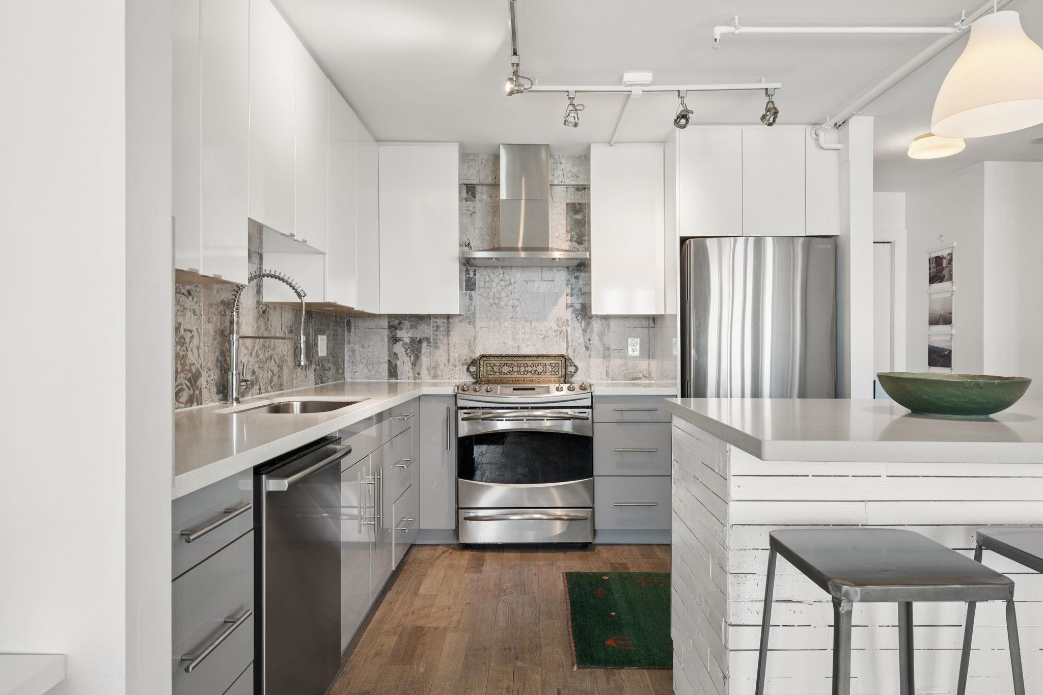 1101 1159 MAIN STREET Unit: 1101