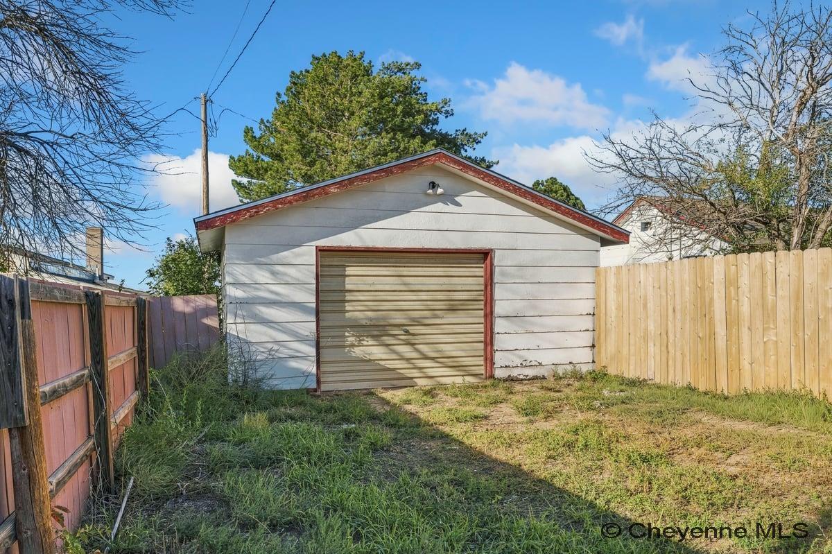 106 WILLIAMS ST