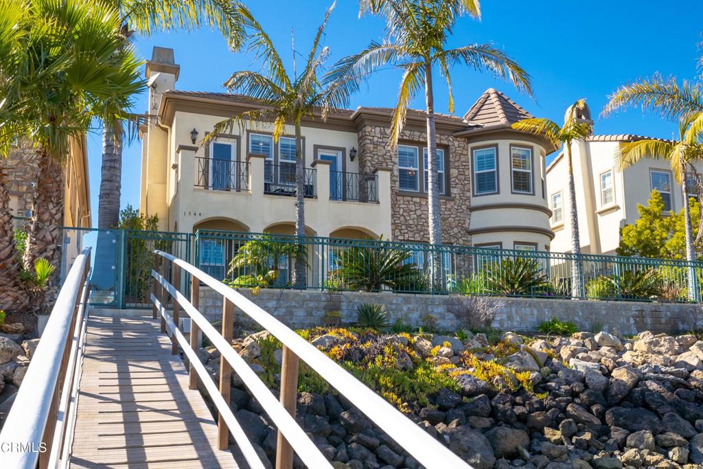 1544 Twin Tides Place