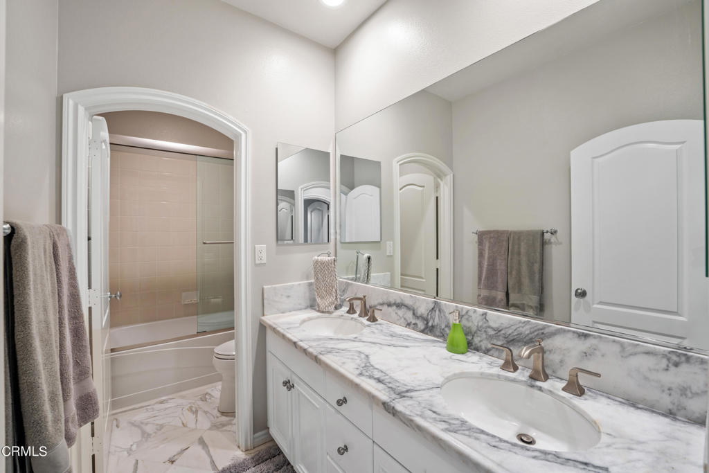 1544 Twin Tides Place