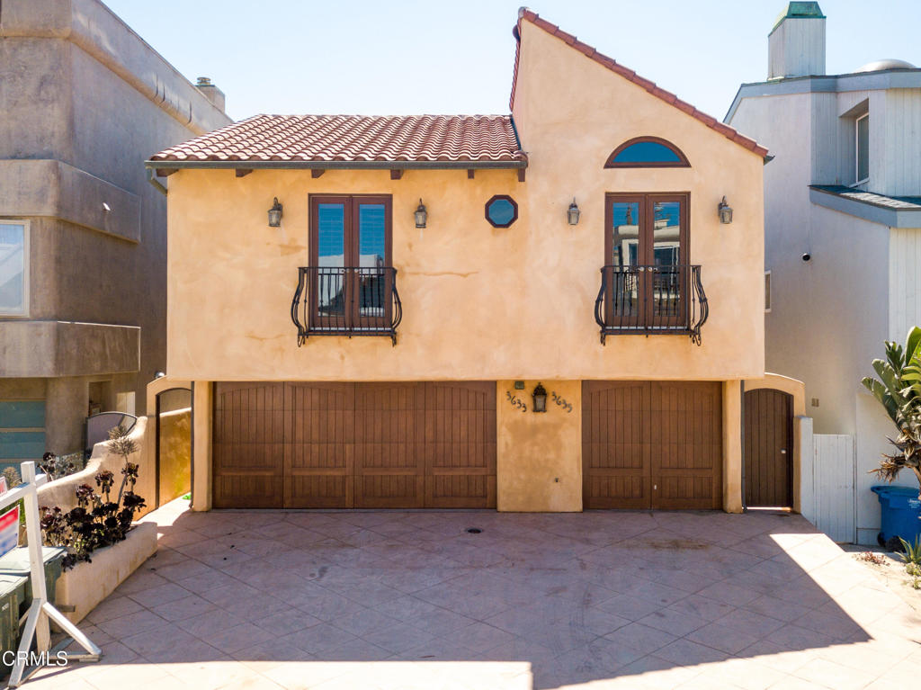 3633 3635 Ocean Drive