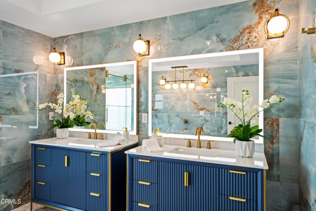 731 Mandalay Beach Road