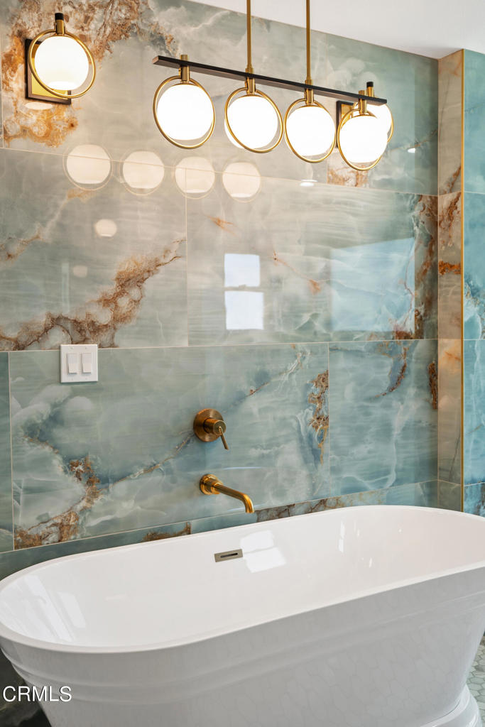 731 Mandalay Beach Road