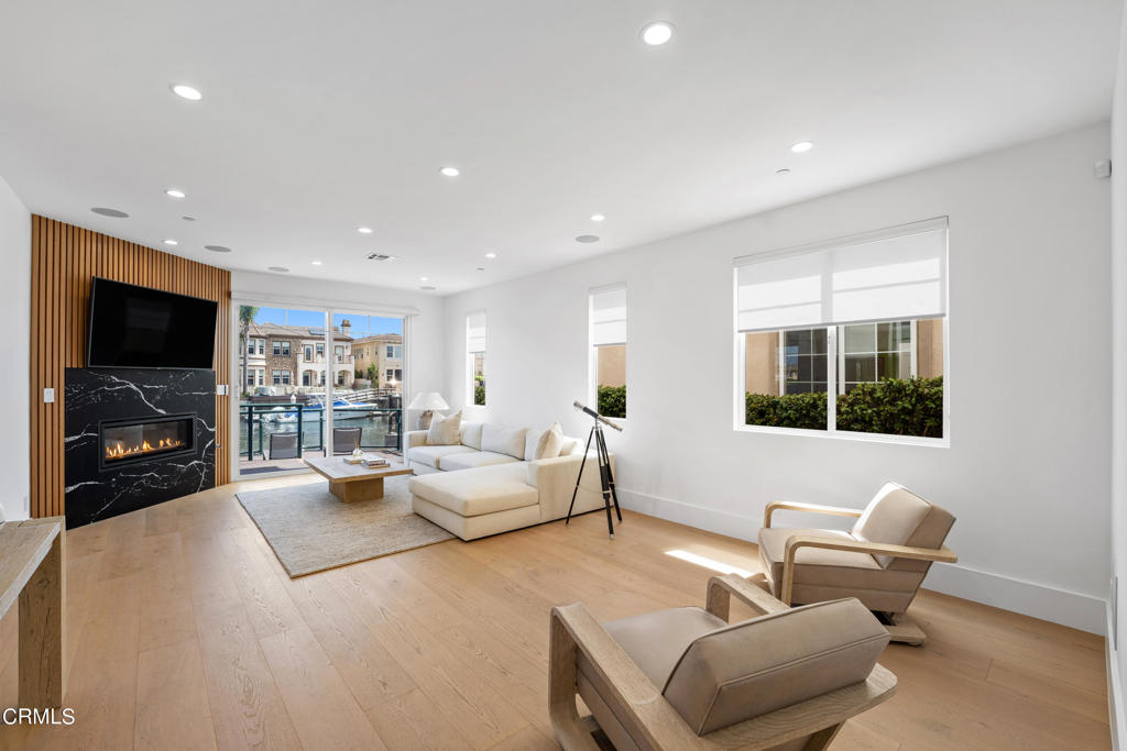1520 Viewpoint Drive