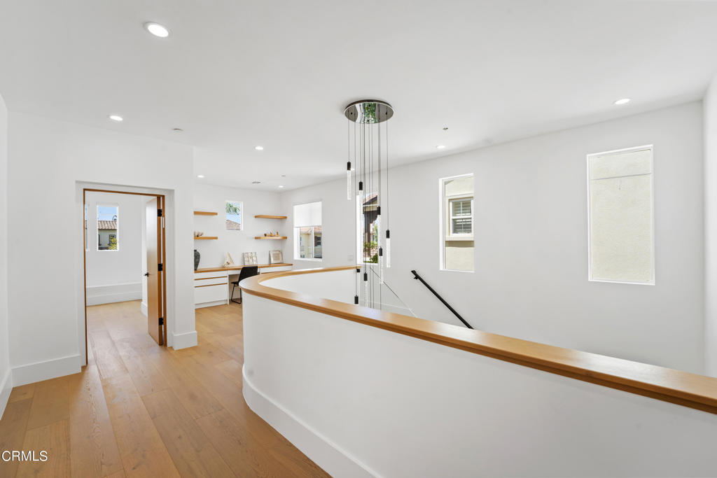 1520 Viewpoint Drive