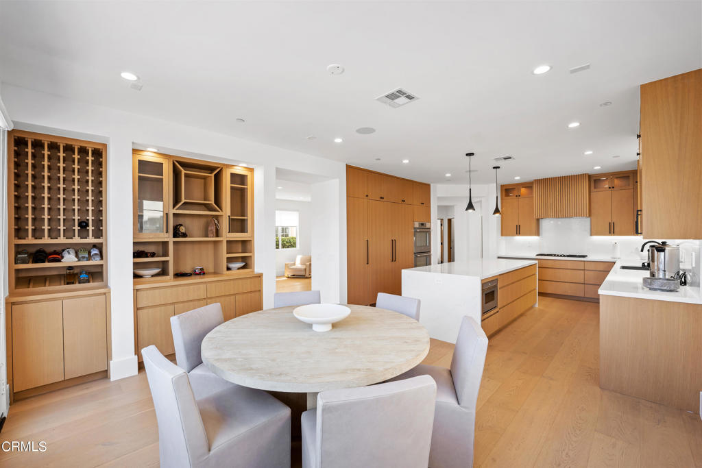 1520 Viewpoint Drive