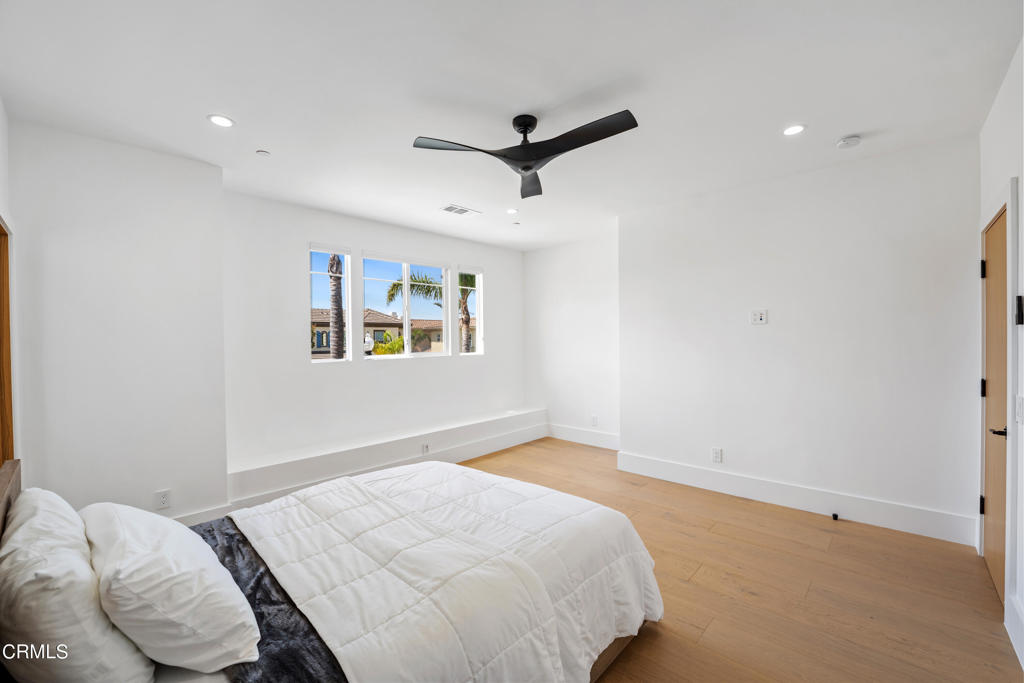 1520 Viewpoint Drive