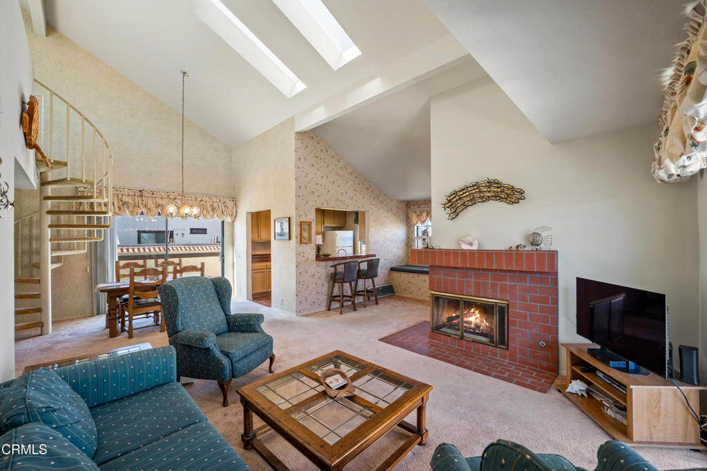 1950 San Tropez Circle