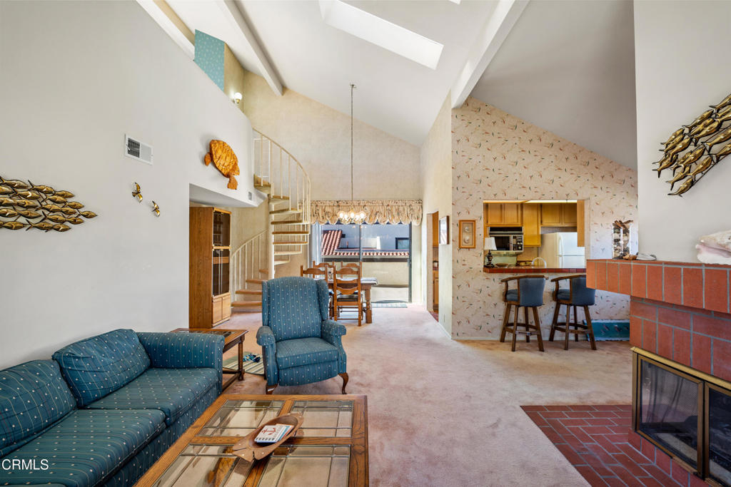 1950 San Tropez Circle