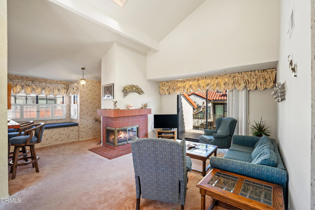 1950 San Tropez Circle