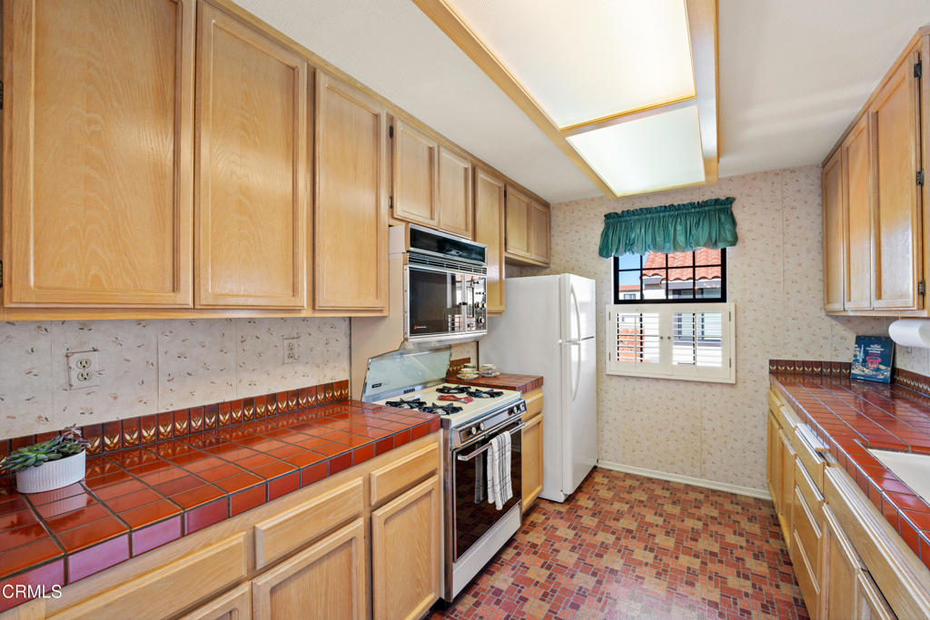 1950 San Tropez Circle