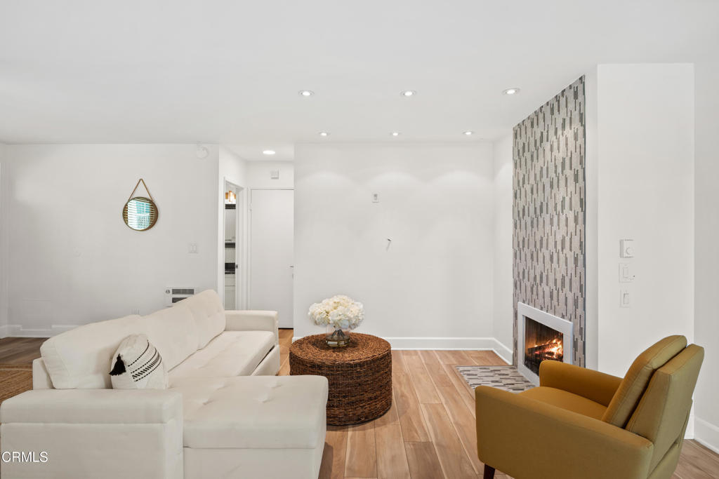 3019 Harbor Boulevard