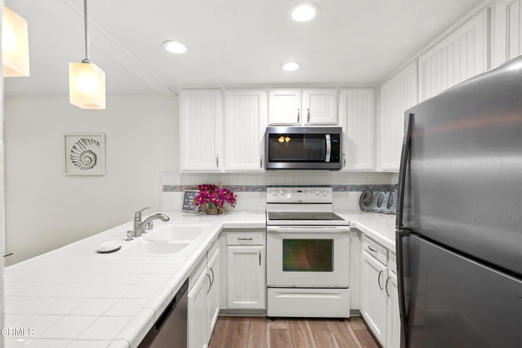 3019 Harbor Boulevard