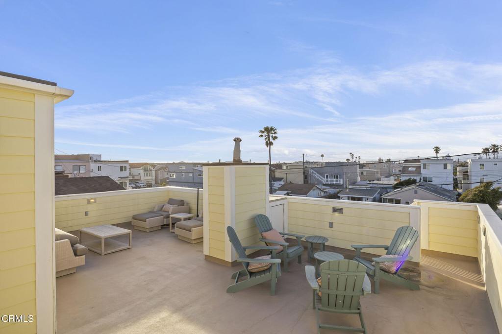 121 Los Angeles Avenue