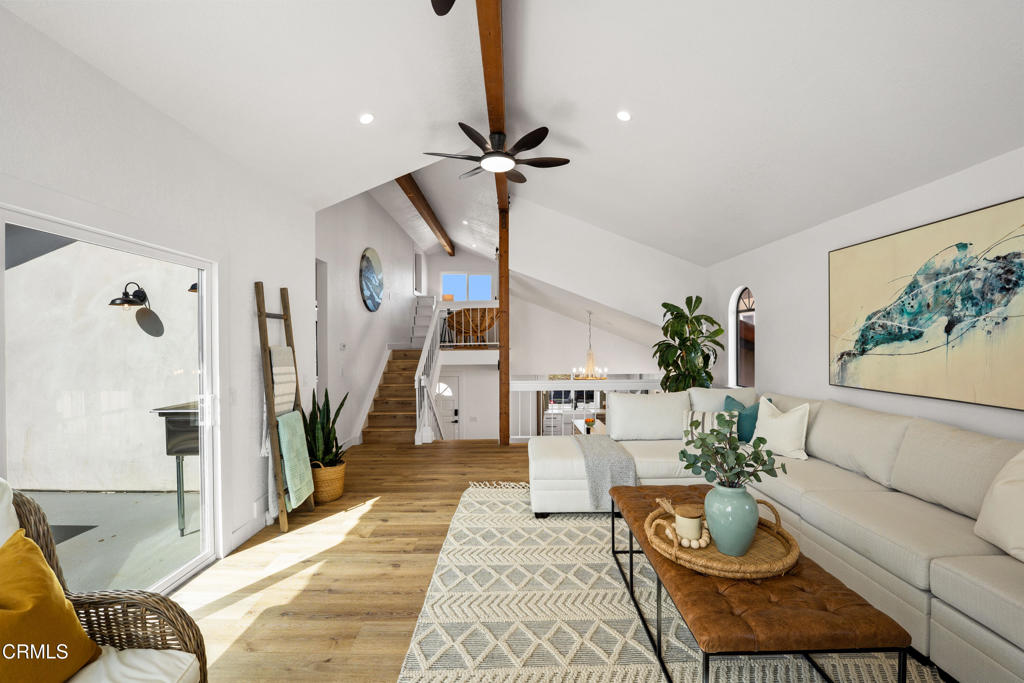 5304 Whitecap Street