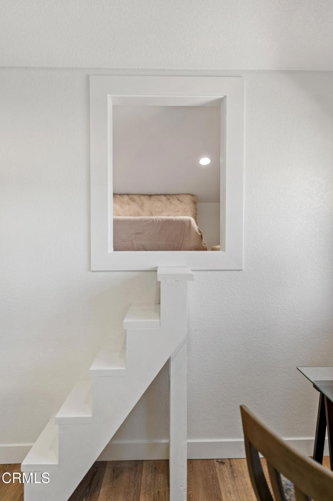 5304 Whitecap Street