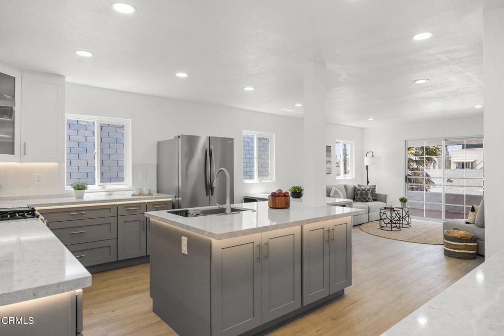 152 Los Angeles Avenue