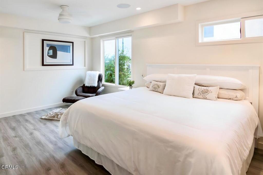 2924 Lakeshore Court