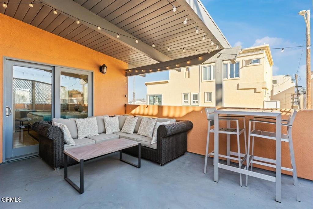 2924 Lakeshore Court