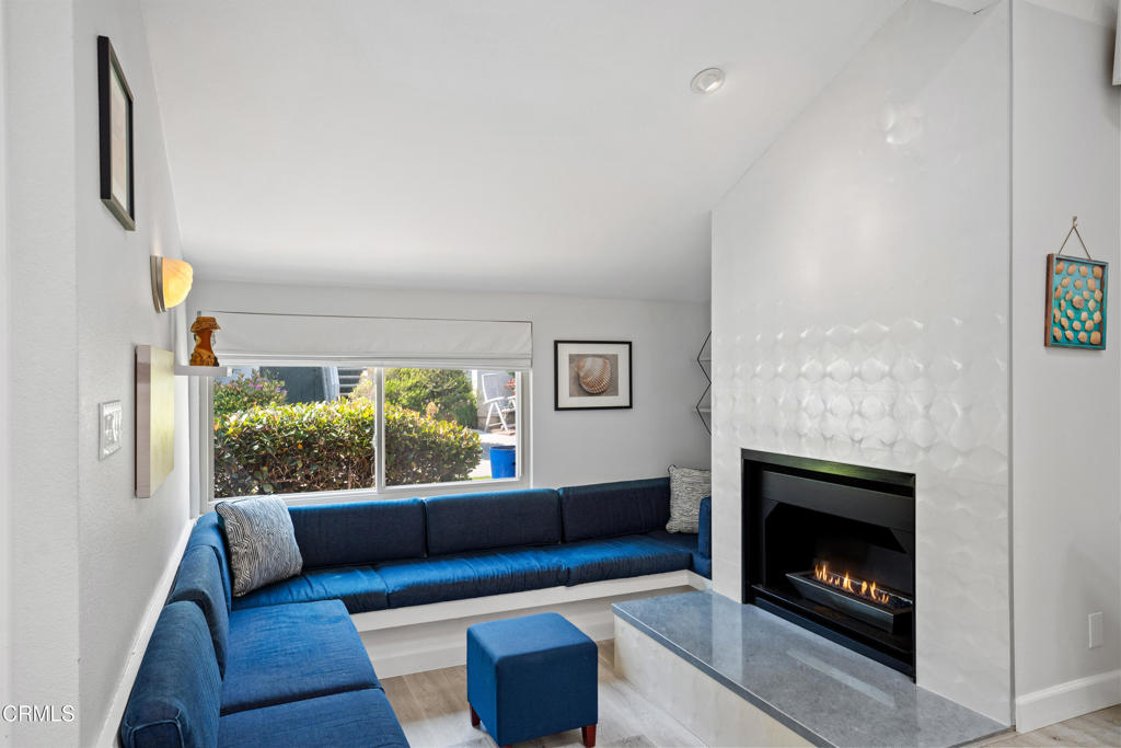 3125 Harbor Boulevard