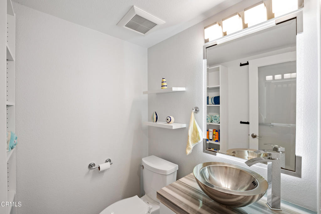 3125 Harbor Boulevard