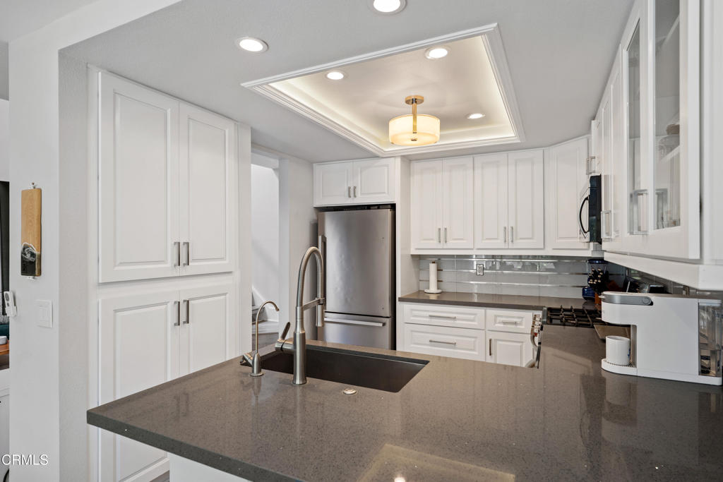 3125 Harbor Boulevard