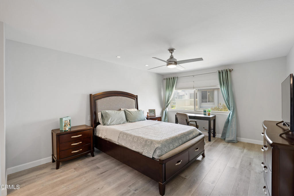 3125 Harbor Boulevard