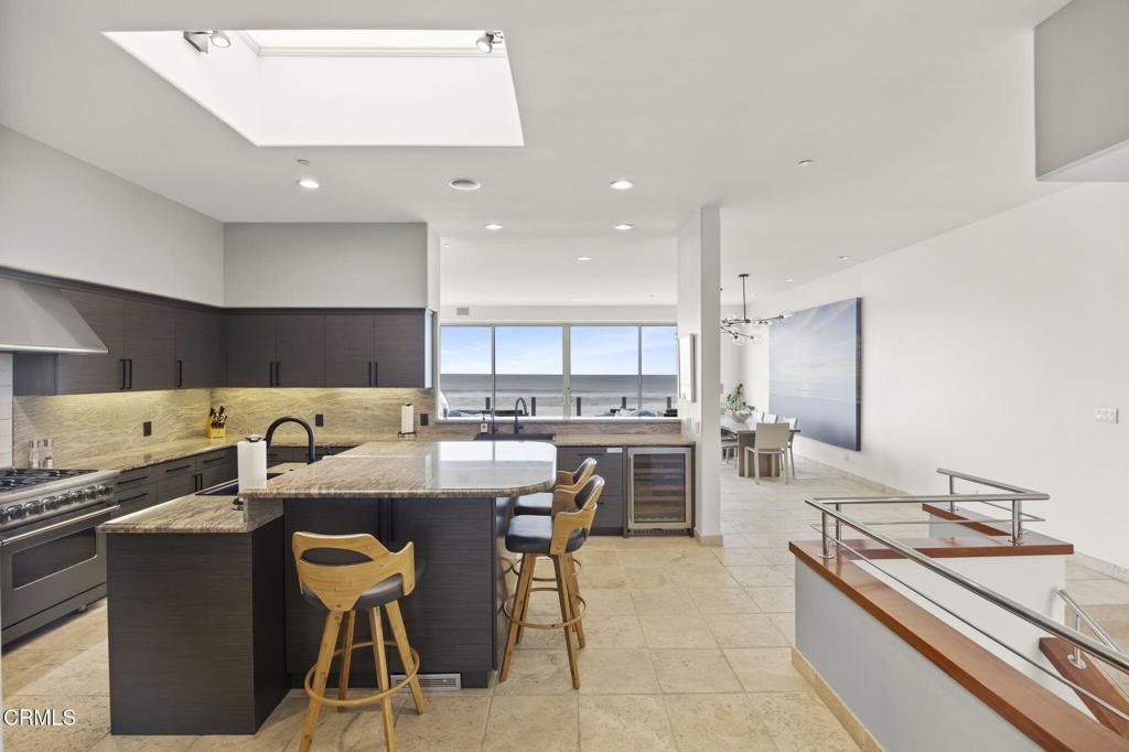 815 Mandalay Beach Road