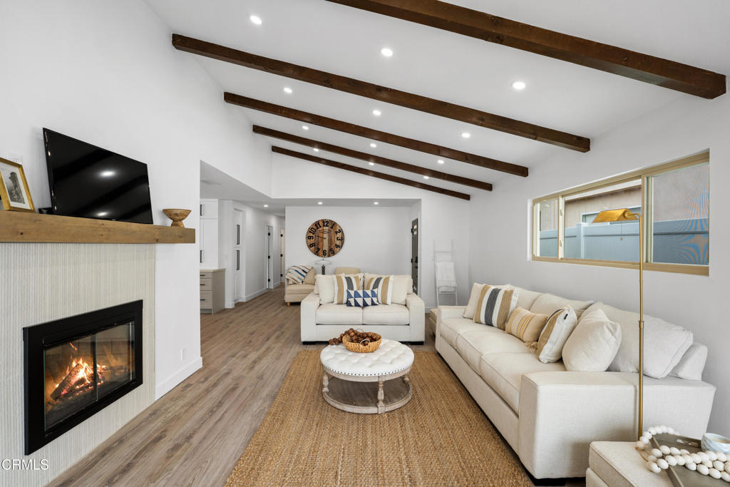 4834 Island View Street