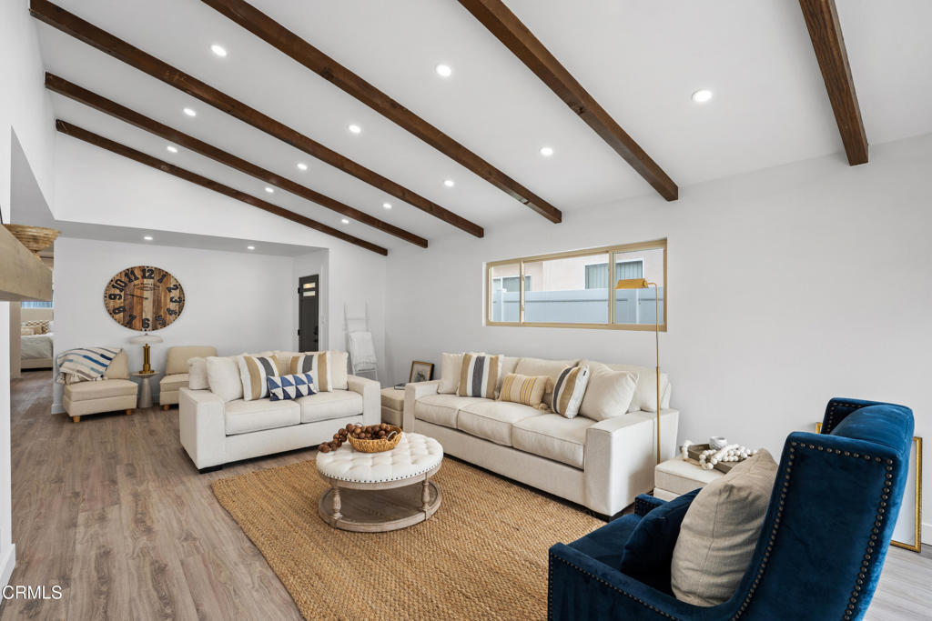 4834 Island View Street