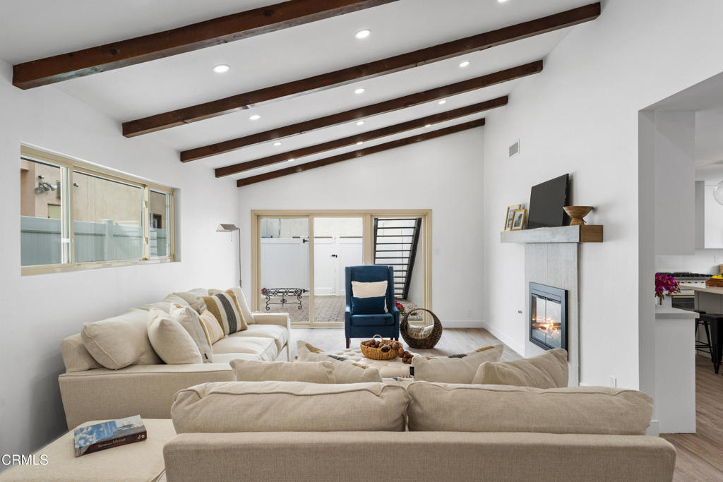 4834 Island View Street