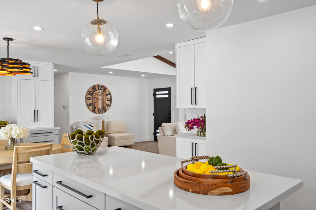 4834 Island View Street