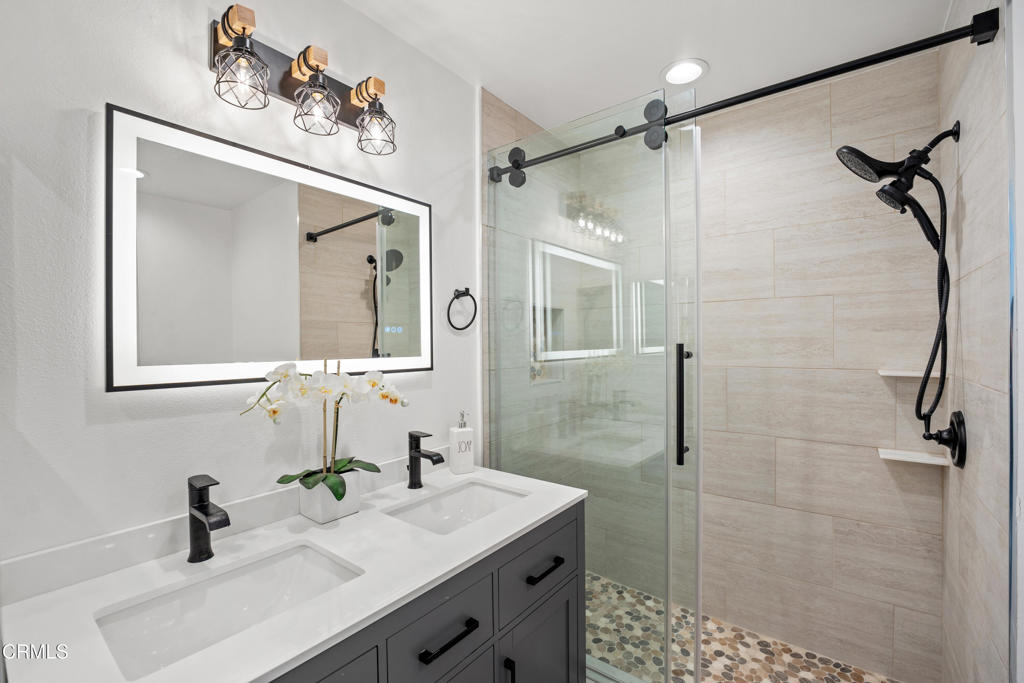 4834 Island View Street