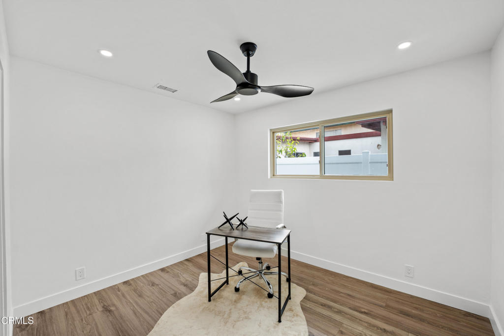 4834 Island View Street