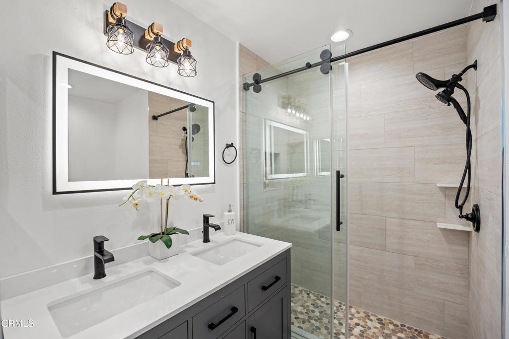 4834 Island View Street