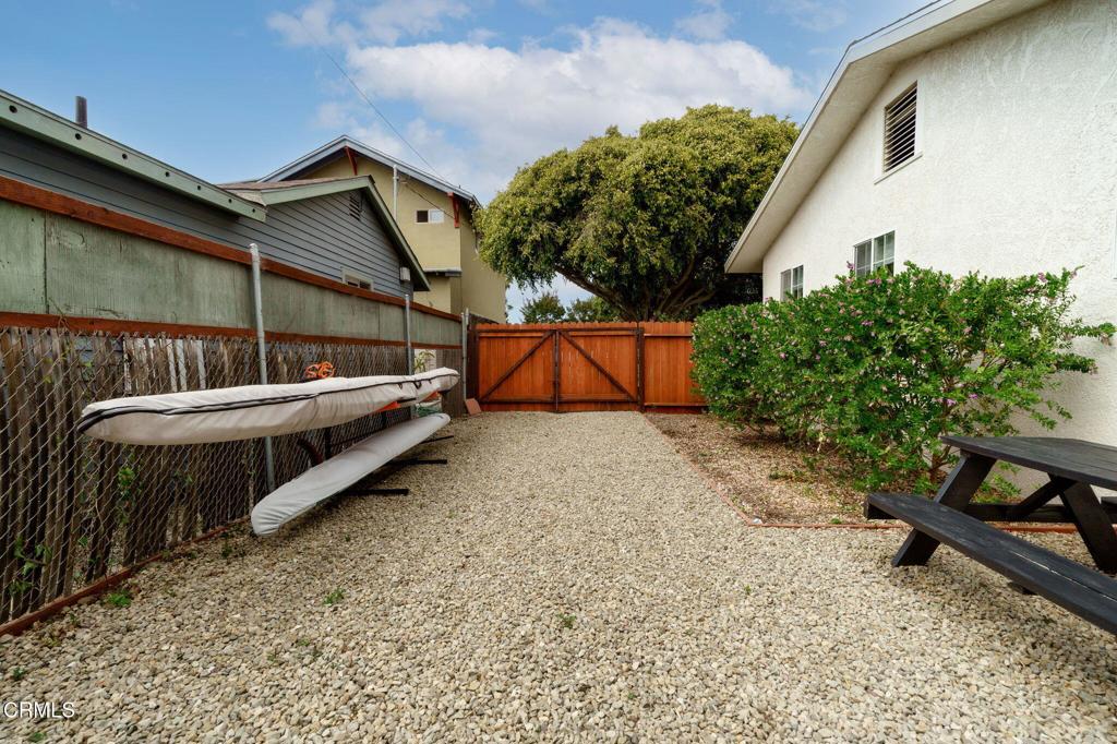 104 E Warner Street
