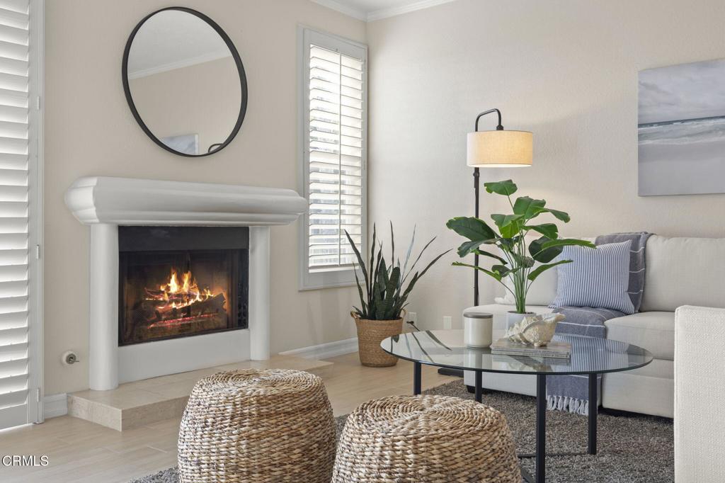 2205 Vina Del Mar