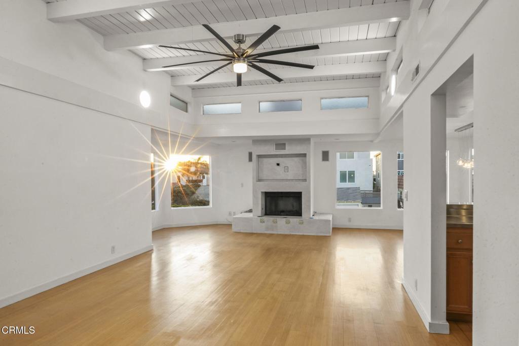 124 San Clemente Avenue