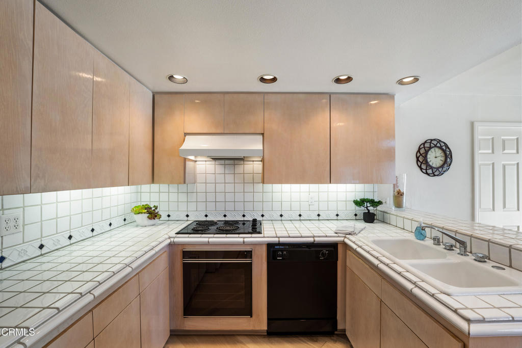3310 Sunset Lane