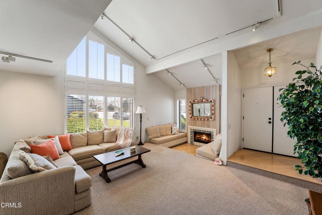 3310 Sunset Lane