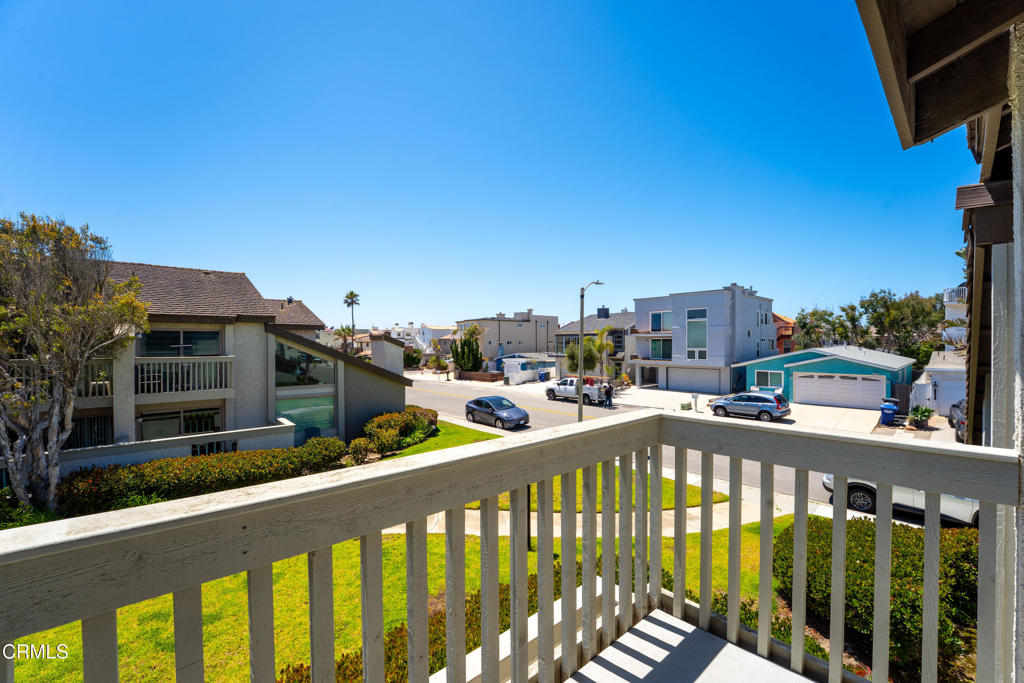 3310 Sunset Lane