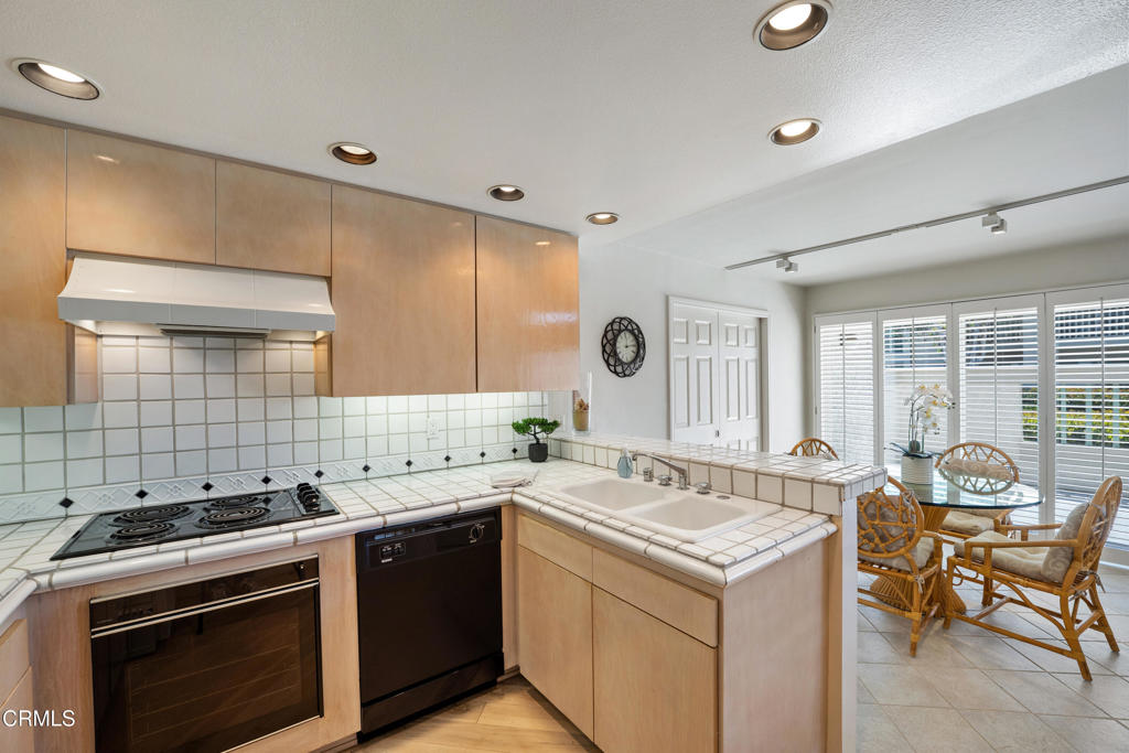 3310 Sunset Lane