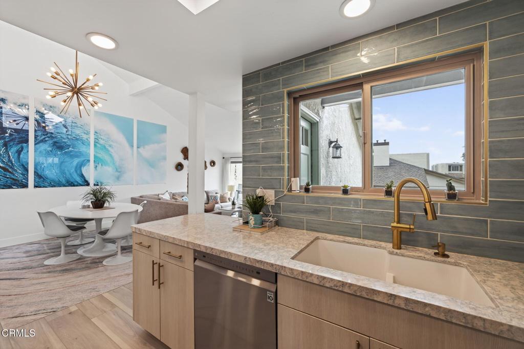 2947 Harbor Boulevard